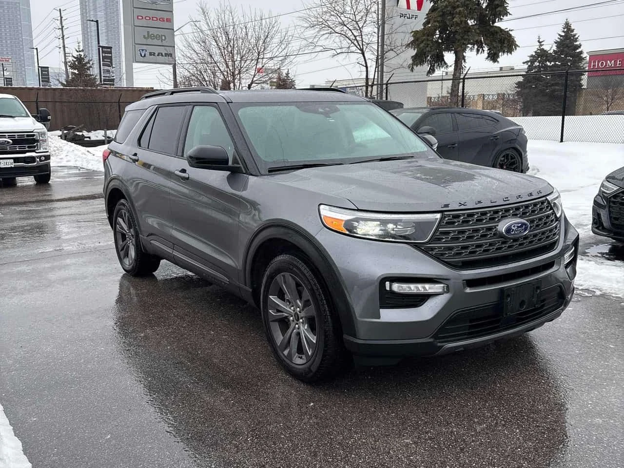 Ford Explorer XLT/CARFAX/KEYLESS/ПАНОРАМА/ПОДГРЕВИ - изображение 2