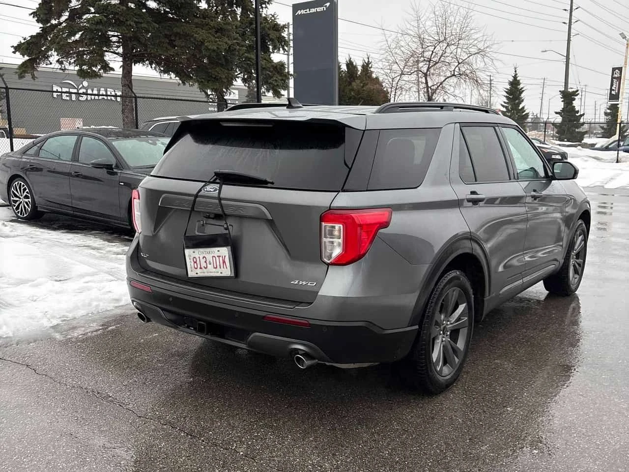 Ford Explorer XLT/CARFAX/KEYLESS/ПАНОРАМА/ПОДГРЕВИ - изображение 4