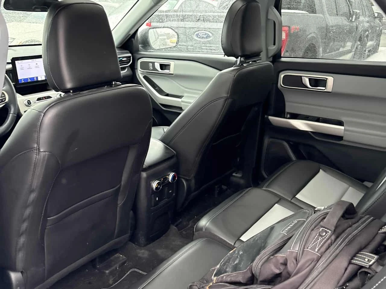 Ford Explorer XLT/CARFAX/KEYLESS/ПАНОРАМА/ПОДГРЕВИ - изображение 3