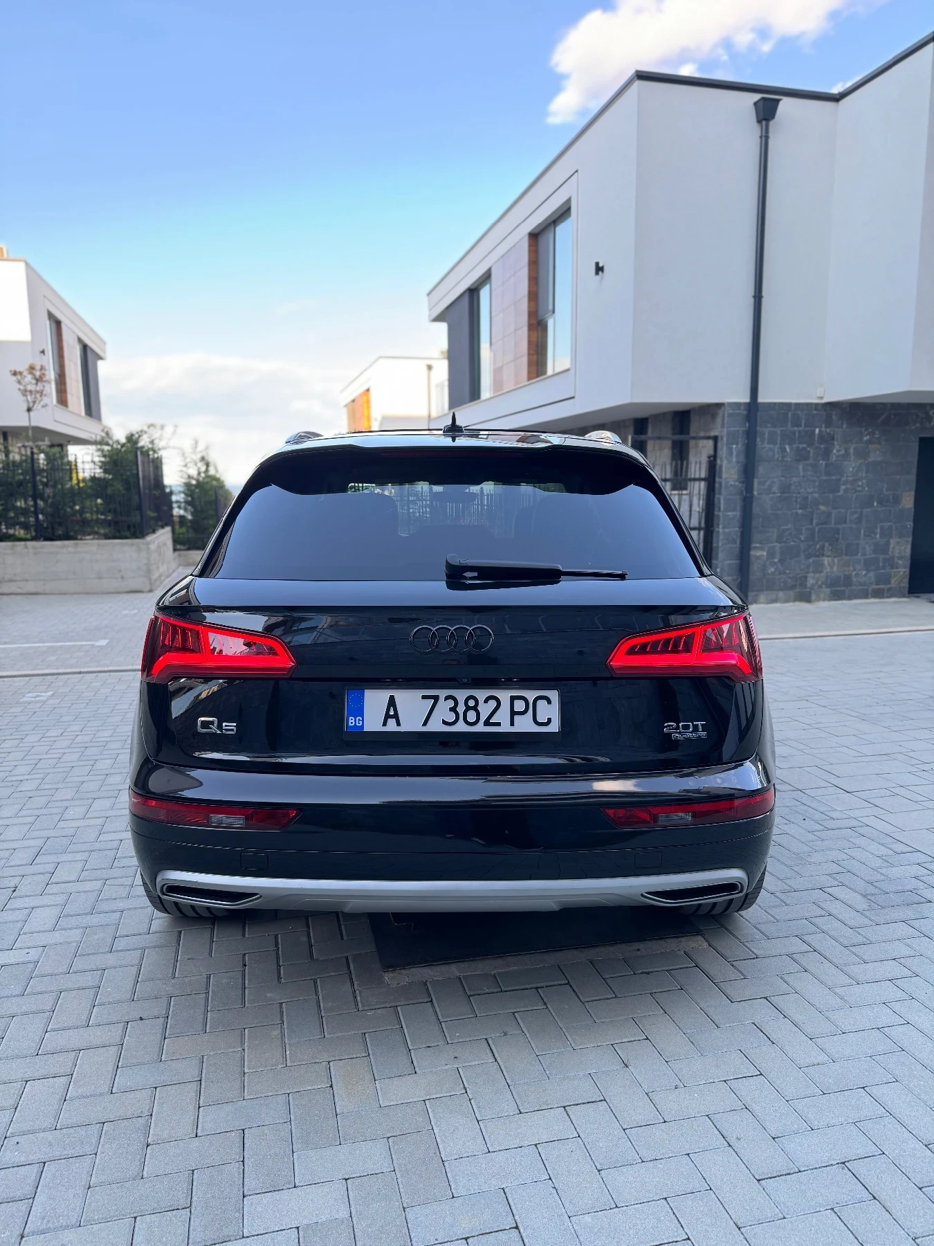 Audi Q5 2.0Т QUATTRO, снимка 4 - Автомобили и джипове - 53808823
