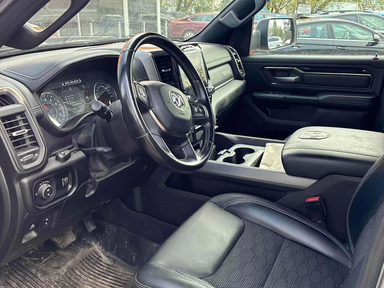 Dodge RAM 1500 Sport /CAMERA/ПОДГРЕВИ/АВТОКРЕДИТ, снимка 5 - Автомобили и джипове - 54604726