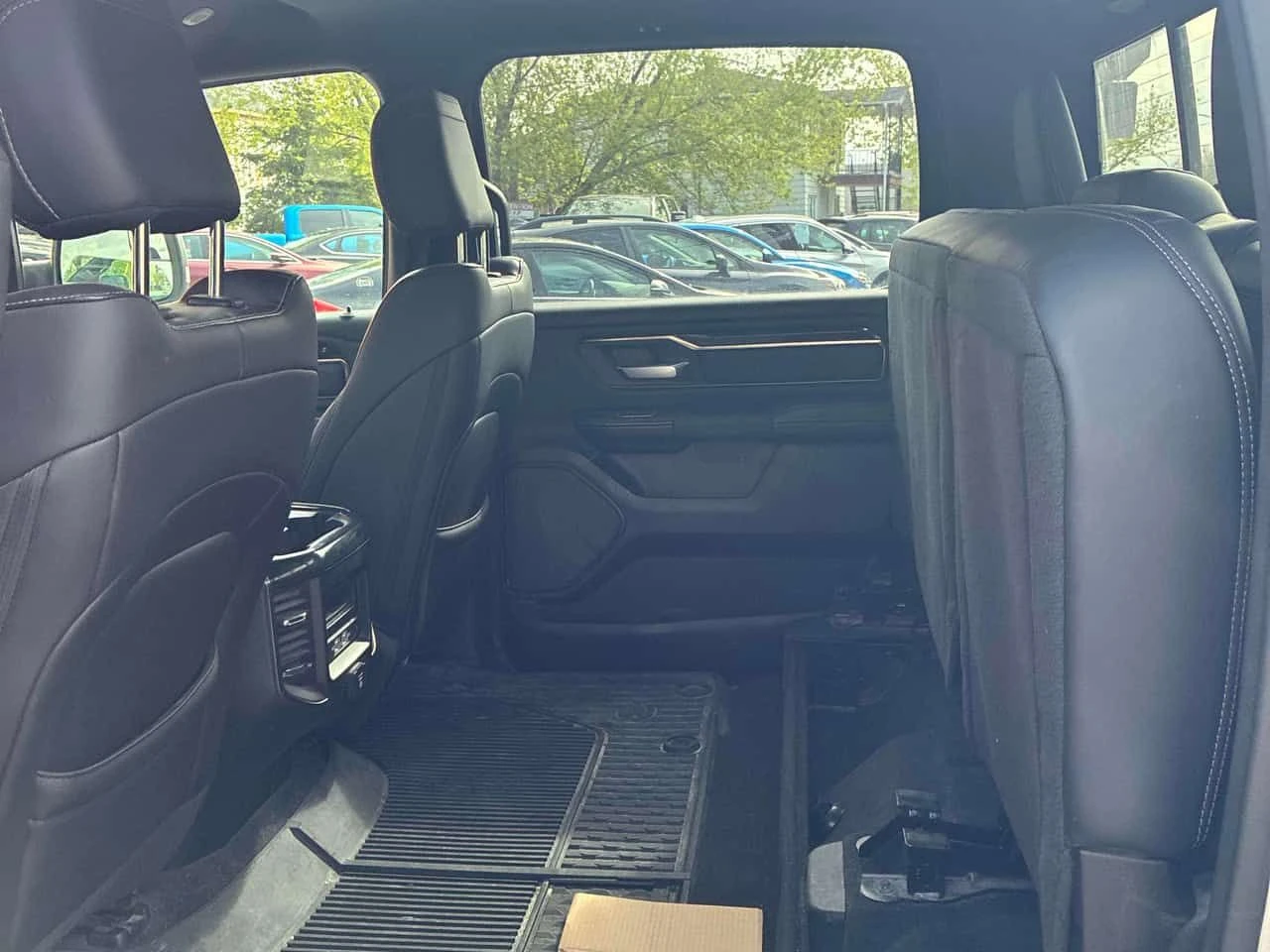 Dodge RAM 1500 Sport /CAMERA/ПОДГРЕВИ/АВТОКРЕДИТ, снимка 15 - Автомобили и джипове - 54604726