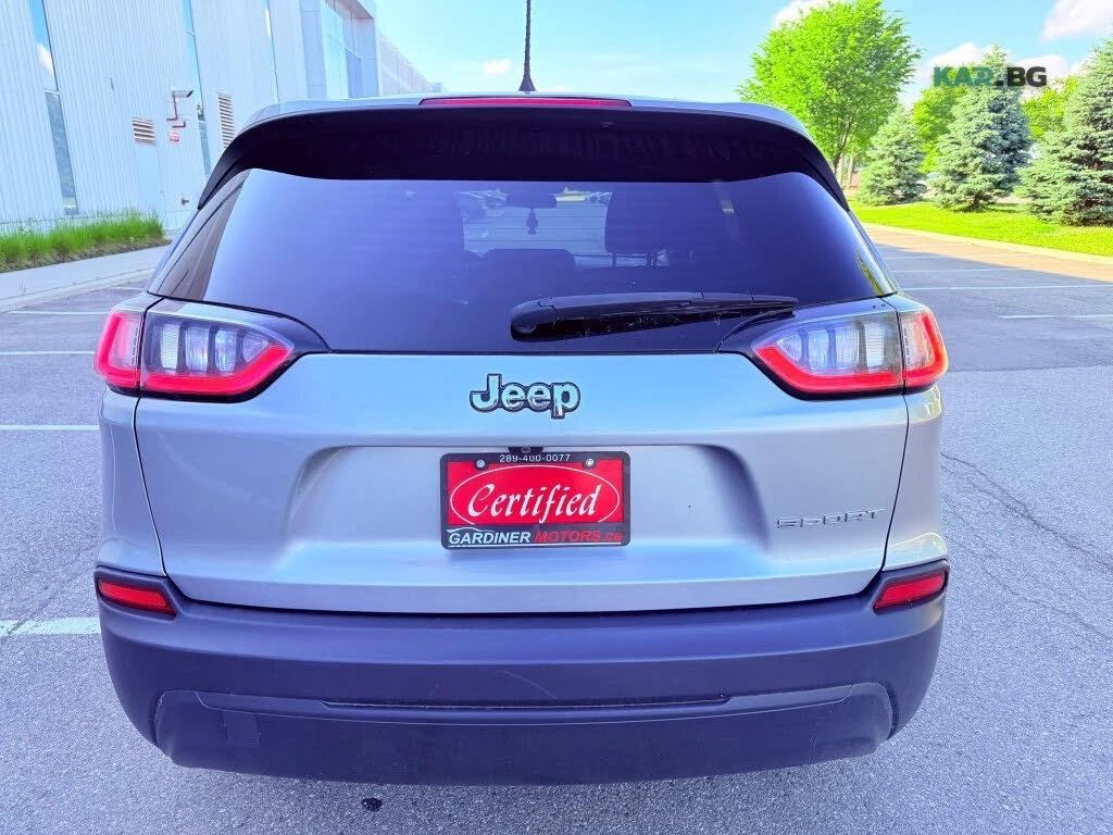 Jeep Cherokee Sport * АвтоКредит * (ЦЕНА ДО БГ), снимка 7 - Автомобили и джипове - 54901866
