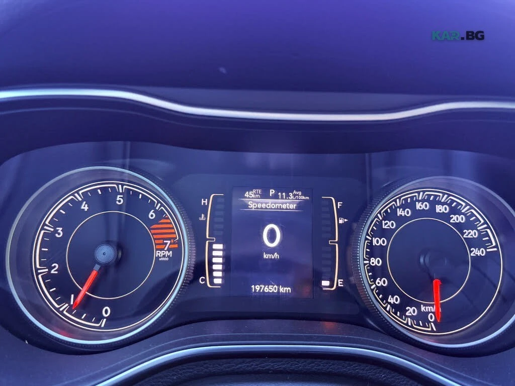 Jeep Cherokee Sport * АвтоКредит * (ЦЕНА ДО БГ), снимка 17 - Автомобили и джипове - 54901866