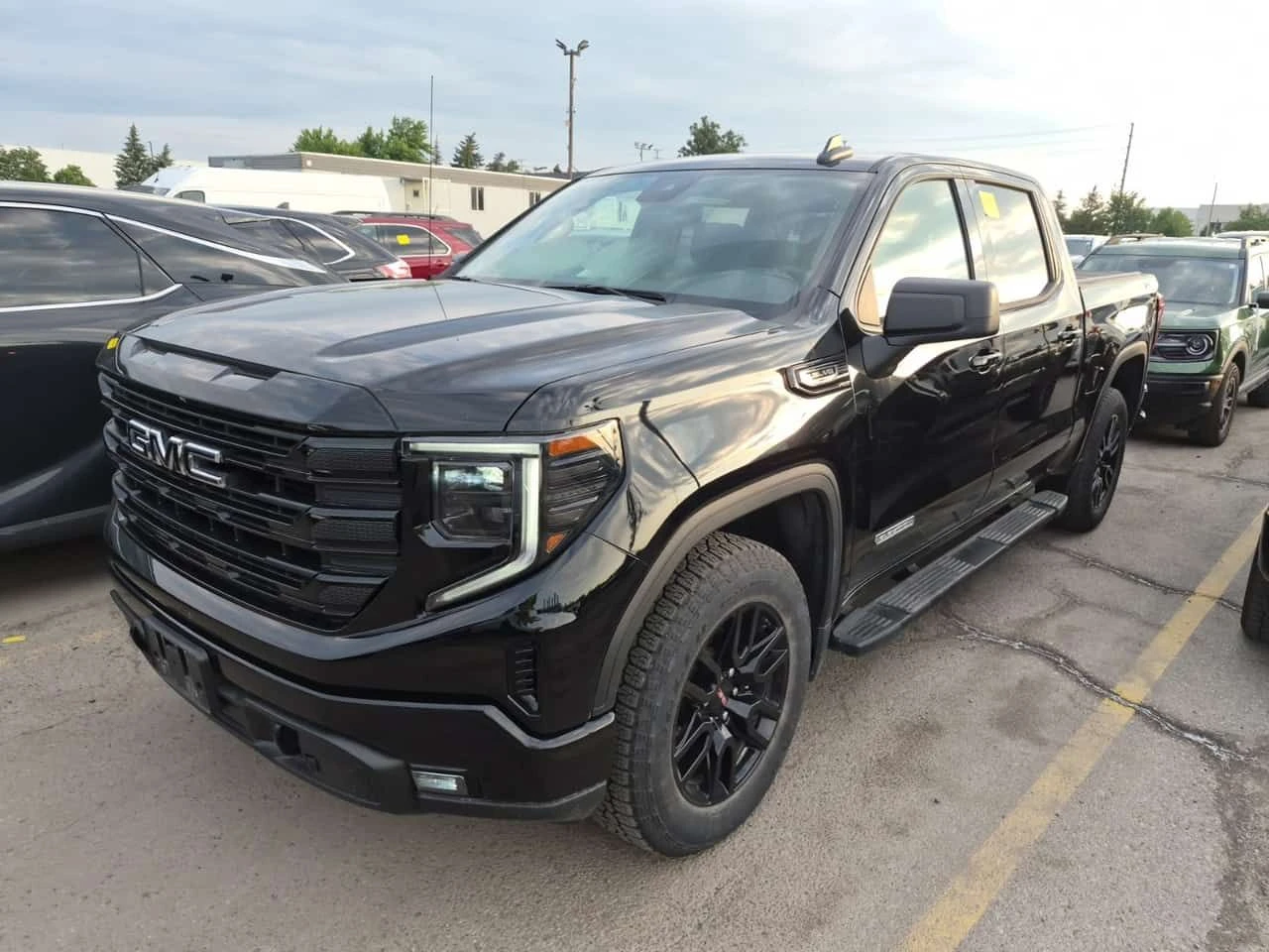 Gmc Sierra * ELEVATION CREW CAB SHORT BED * CARFAX * 