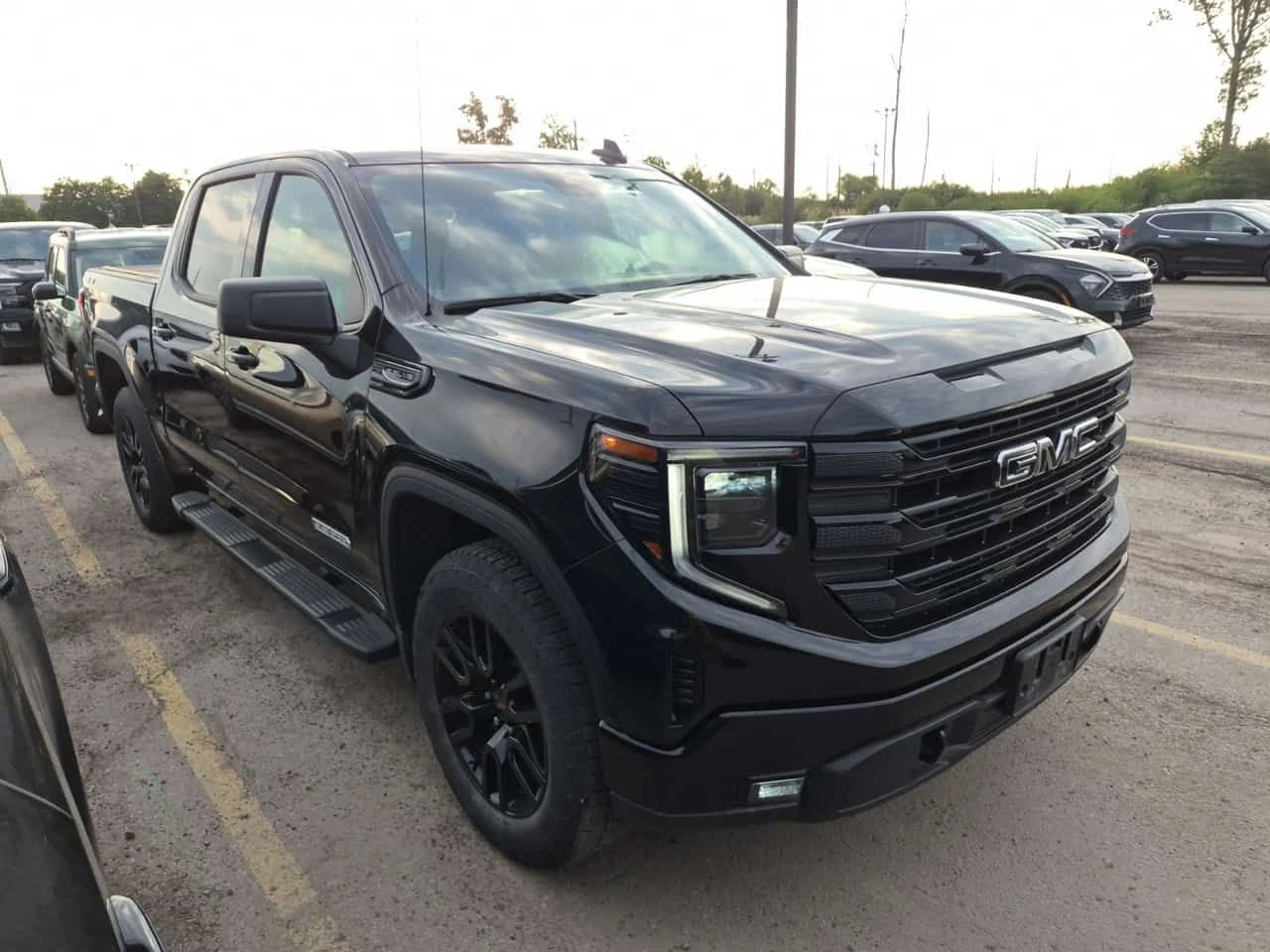 Gmc Sierra * ELEVATION CREW CAB SHORT BED * CARFAX * , снимка 2 - Автомобили и джипове - 55510280