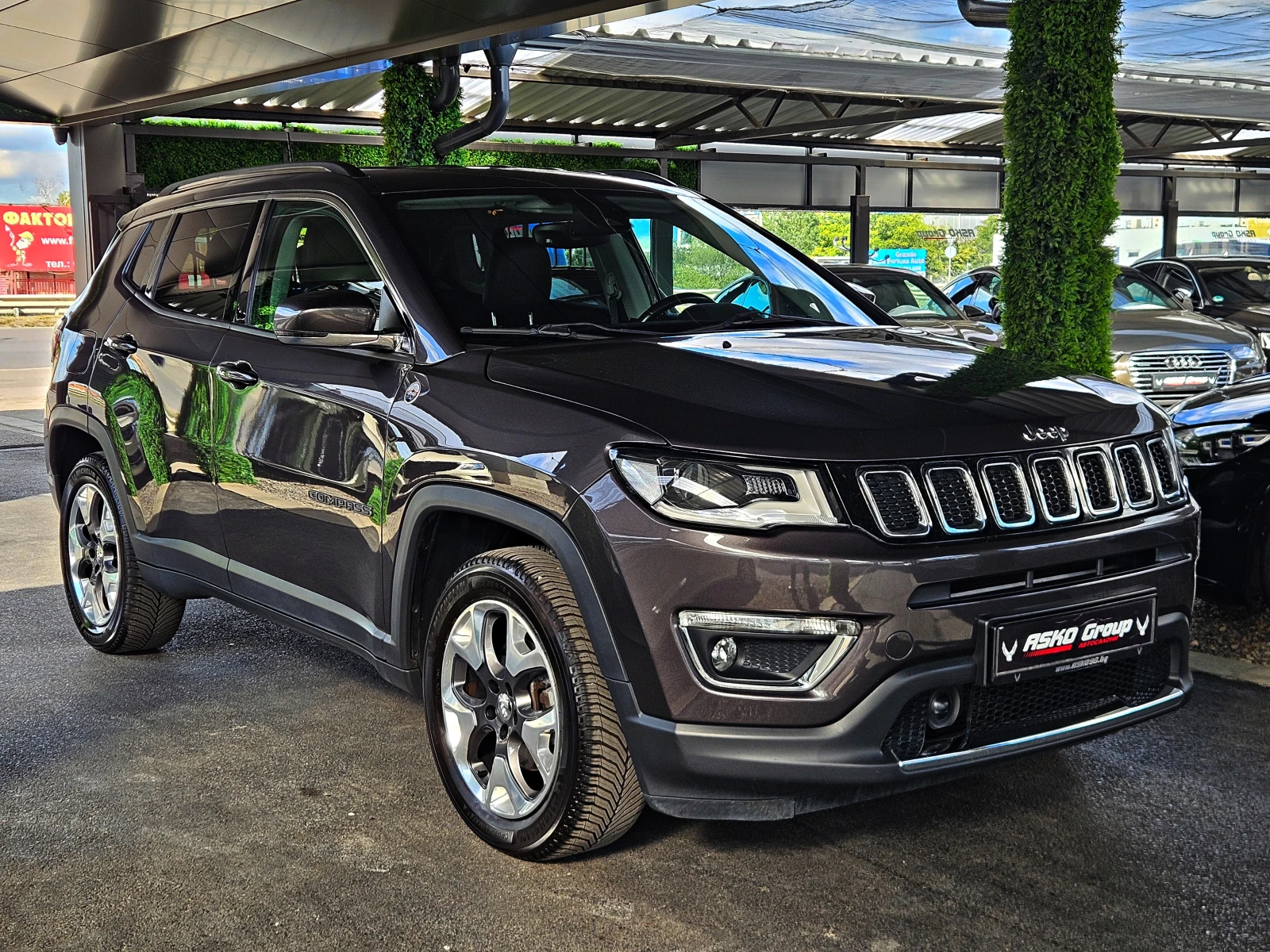 Jeep Compass LIMITED/4X4/DISTRON/LINE AS/BEATS/CAR PLAY/DSR/LIZ | Mobile.bg � ����������� 3