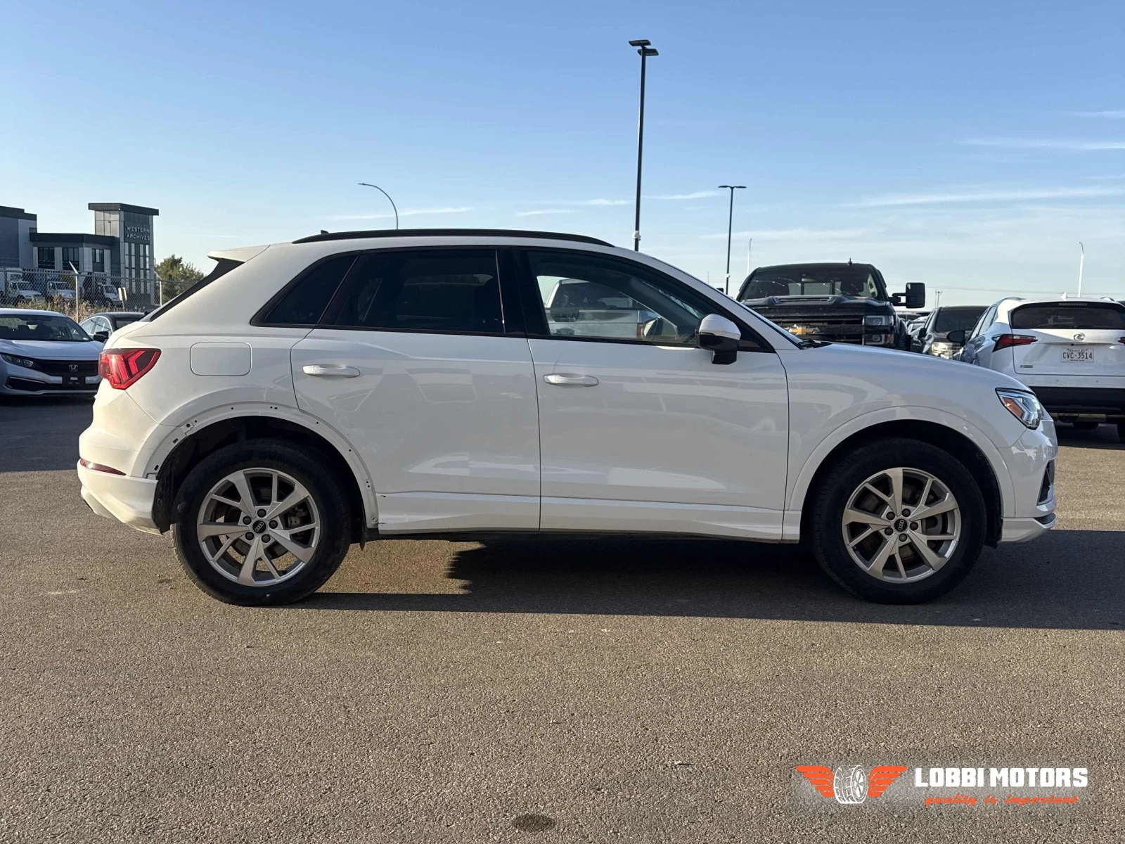 Audi Q3, снимка 3 - Автомобили и джипове - 56128883
