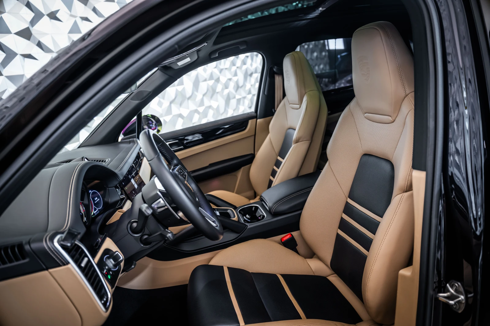 Porsche Cayenne Platinum Edition E-Hybrid* Burm* Pano | Mobile.bg � ����������� 12