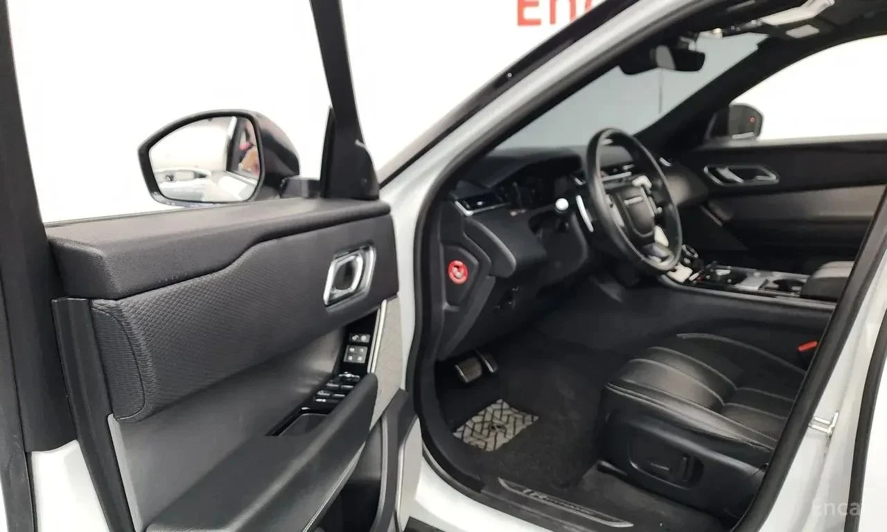 Land Rover Range Rover Velar, снимка 5 - Автомобили и джипове - 56727208