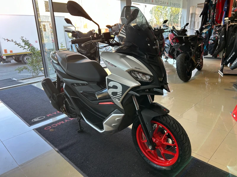 Aprilia Sr SR200GT, снимка 2 - Мотоциклети и мототехника - 47344834