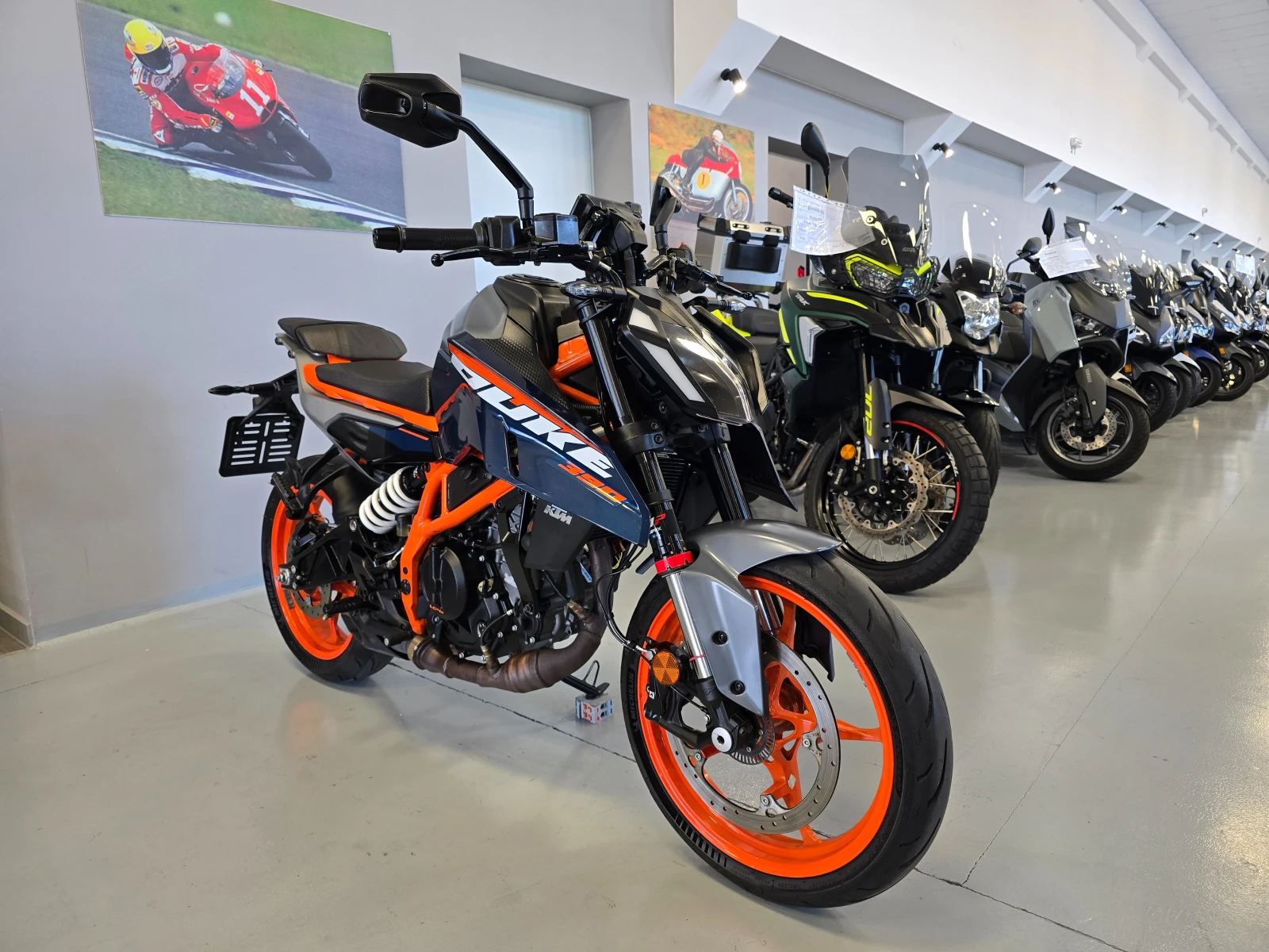 Ktm Duke 390ie, ABS-TCS, 2025г.-8000км.!