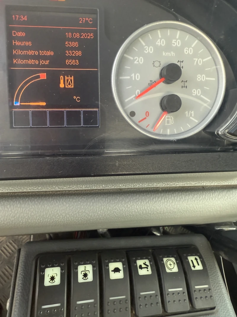 Други специализирани машини Друга Bokimobil HY1252, снимка 11 - Индустриална техника - 52151541