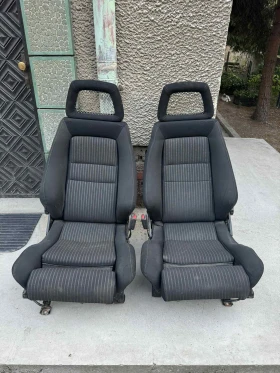      Recaro LX
