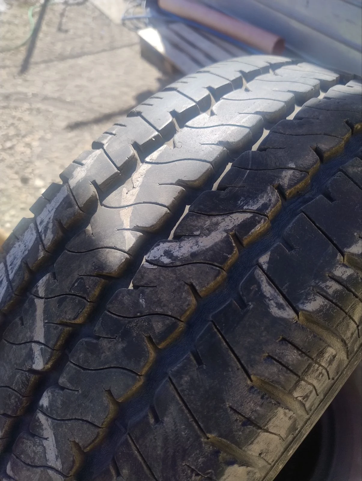 Гуми Летни 235/65R16, снимка 3 - Гуми и джанти - 56199141