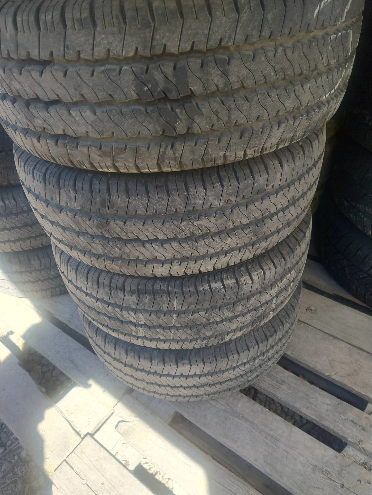 Гуми Летни 235/65R16, снимка 12 - Гуми и джанти - 56199141