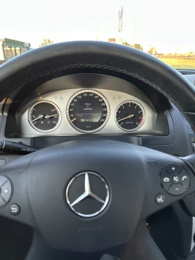 Mercedes-Benz C 280 3.0 V6 231 к.с. LPG Avantgarde - 14800 лв. / 7567.12 € - 11949446 11