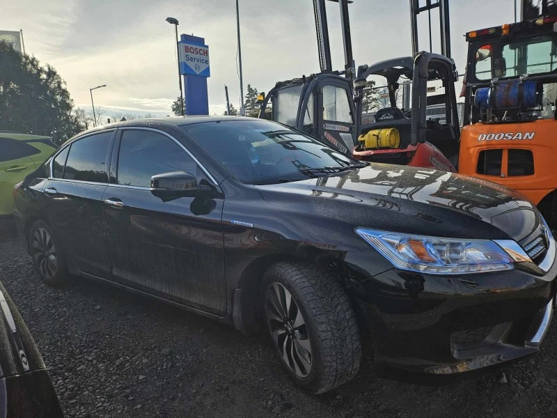 Honda Accord HYBRID TOURING , снимка 3 - Автомобили и джипове - 47147789