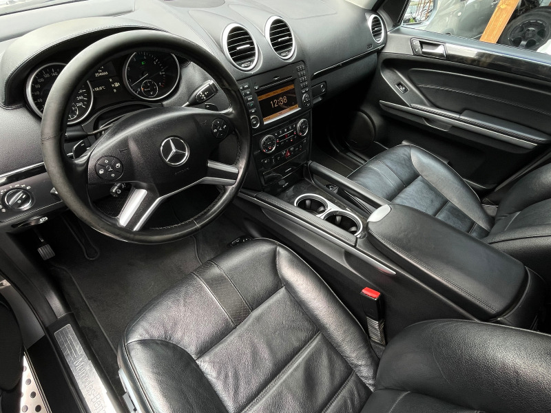 Mercedes-Benz ML 550 FACE/388 hp, снимка 10 - Автомобили и джипове - 46403634