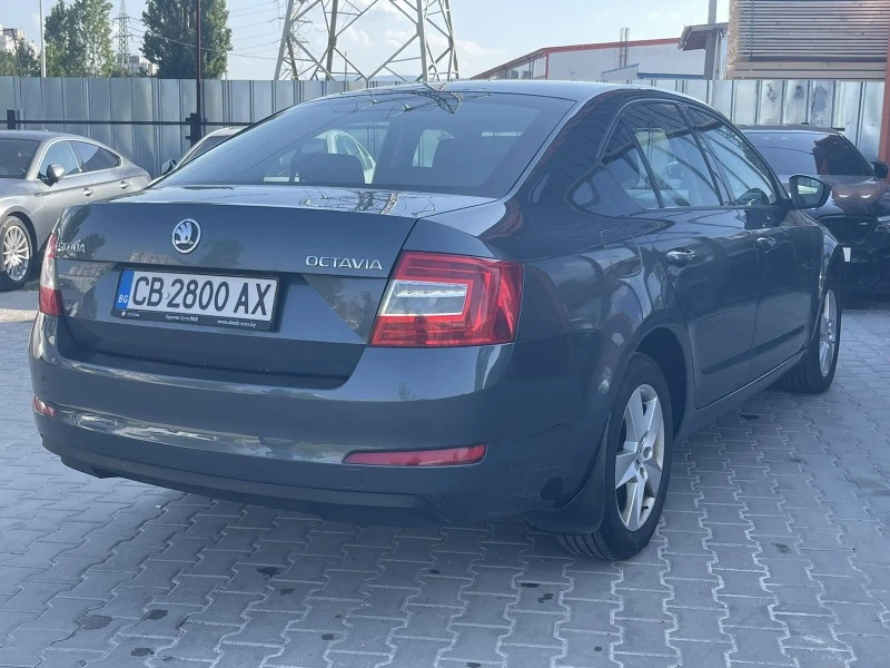 Skoda Octavia 1.5 TSI 1 Собственик 150к.с, снимка 4 - Автомобили и джипове - 46433295