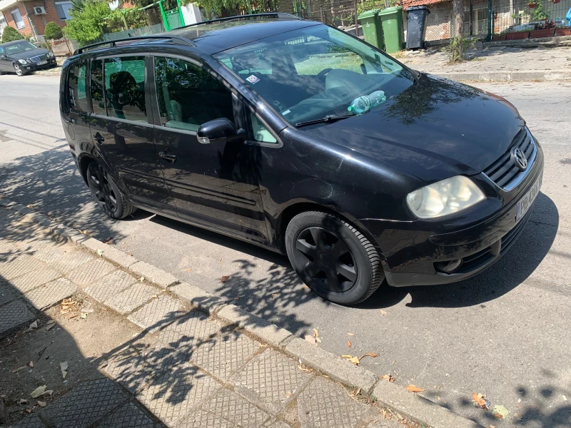 VW Touran 2850000, снимка 4 - Автомобили и джипове - 48435654