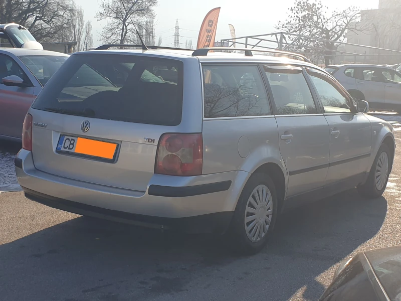 VW Passat 1.9TDi* Klimatronik* , снимка 4 - Автомобили и джипове - 48574380