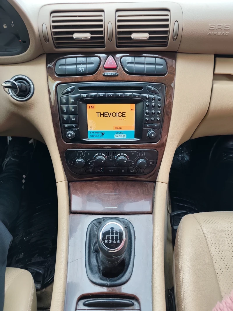 Mercedes-Benz C 270 2.7 CDI 6СК* КЛИМАТРОНИК* КОЖА! НАВИ!! ТОП!!, снимка 14 - Автомобили и джипове - 53065598