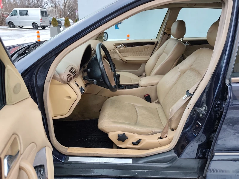 Mercedes-Benz C 270 2.7 CDI 6СК* КЛИМАТРОНИК* КОЖА! НАВИ!! ТОП!!, снимка 11 - Автомобили и джипове - 53065598