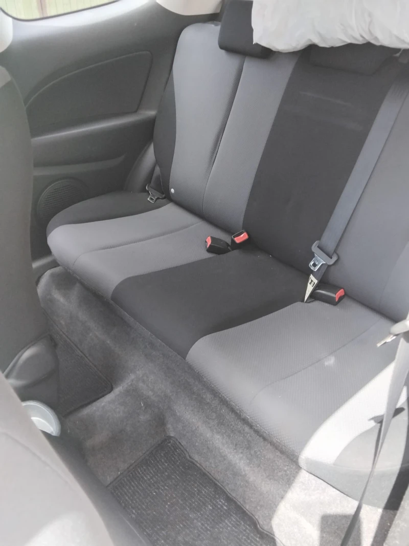 Mazda 2 1.4 , снимка 12 - Автомобили и джипове - 52356062