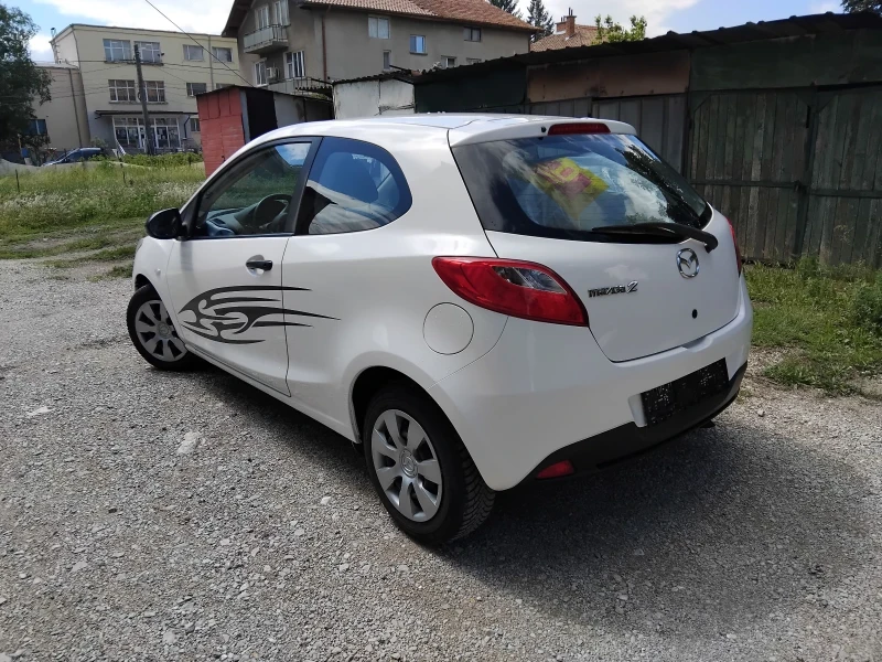 Mazda 2 1.4 , снимка 5 - Автомобили и джипове - 52356062