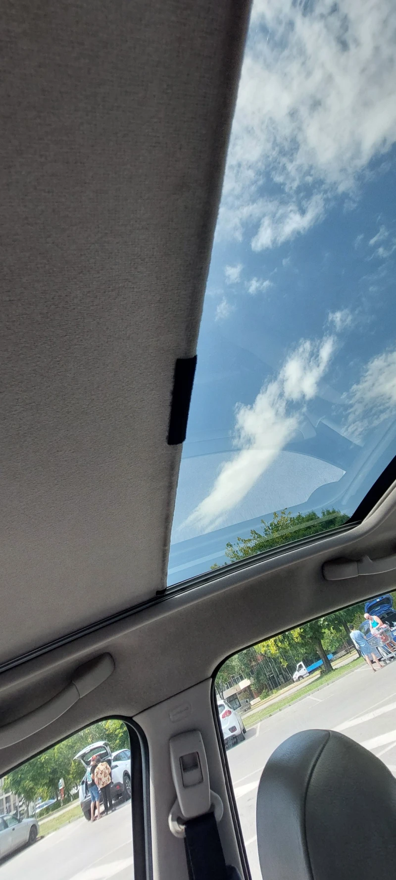 Peugeot 207, снимка 11 - Автомобили и джипове - 52588529