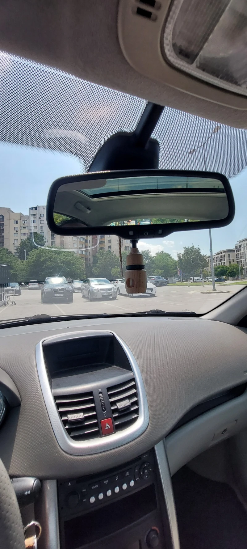 Peugeot 207, снимка 10 - Автомобили и джипове - 52588529