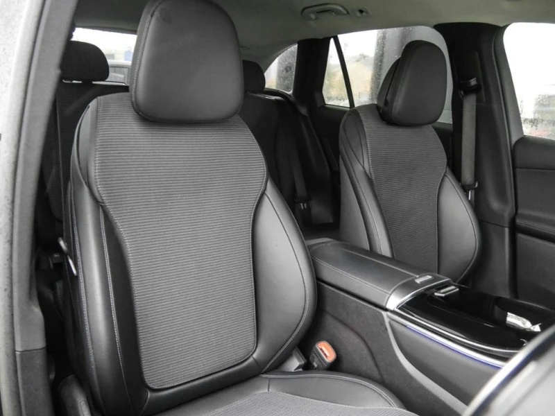 Mercedes-Benz GLC 200 4M* DISTR* MEMORY* 360CAM* KEYLESS* , снимка 12 - Автомобили и джипове - 51994714