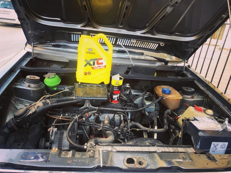 VW Golf 1, снимка 6 - Автомобили и джипове - 52268187