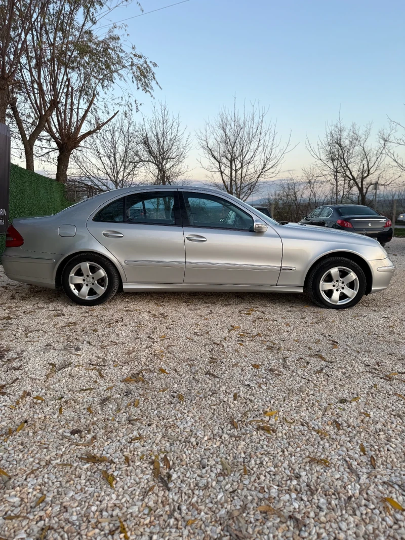 Mercedes-Benz E 220 150кс. AVANGARD , снимка 5 - Автомобили и джипове - 52697871