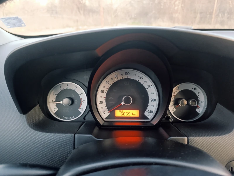 Kia Ceed 1.6i, снимка 14 - Автомобили и джипове - 53205600