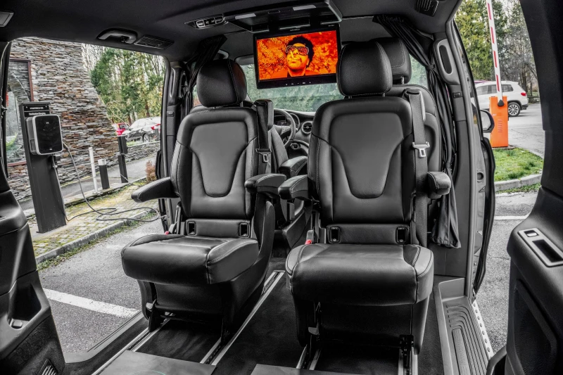 Mercedes-Benz Viano V220d* EXCLUSIVE* LONG* BUSINESS* TV* AMG, снимка 11 - Автомобили и джипове - 53489704