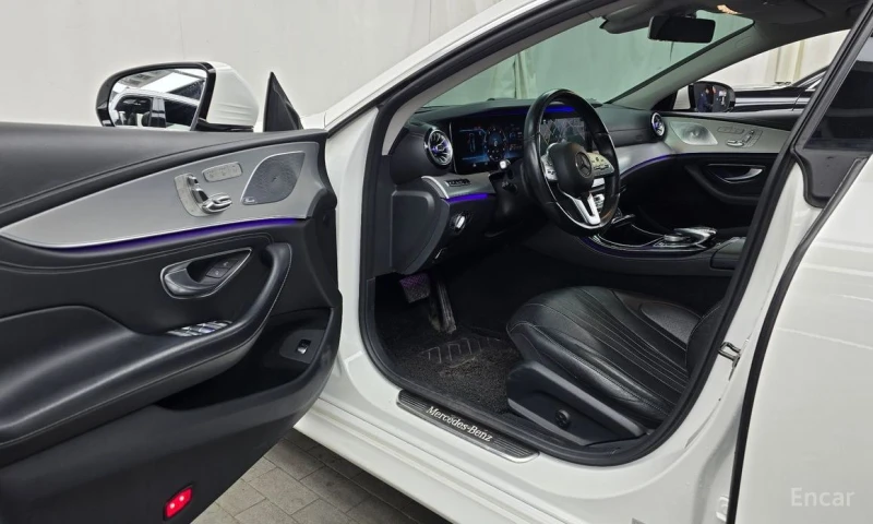 Mercedes-Benz CLS 400, снимка 10 - Автомобили и джипове - 53516319