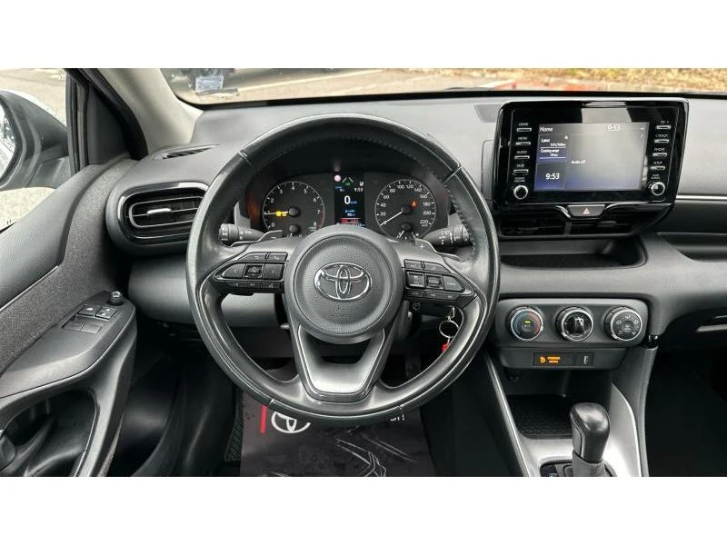 Toyota Yaris  1.5 CVT COMFORT - изображение 9