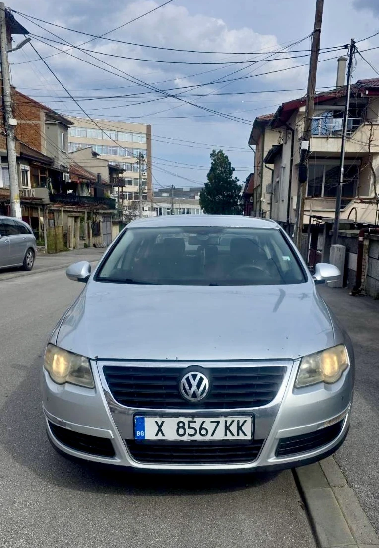 VW Passat 2.0 fsi, снимка 7 - Автомобили и джипове - 53990663
