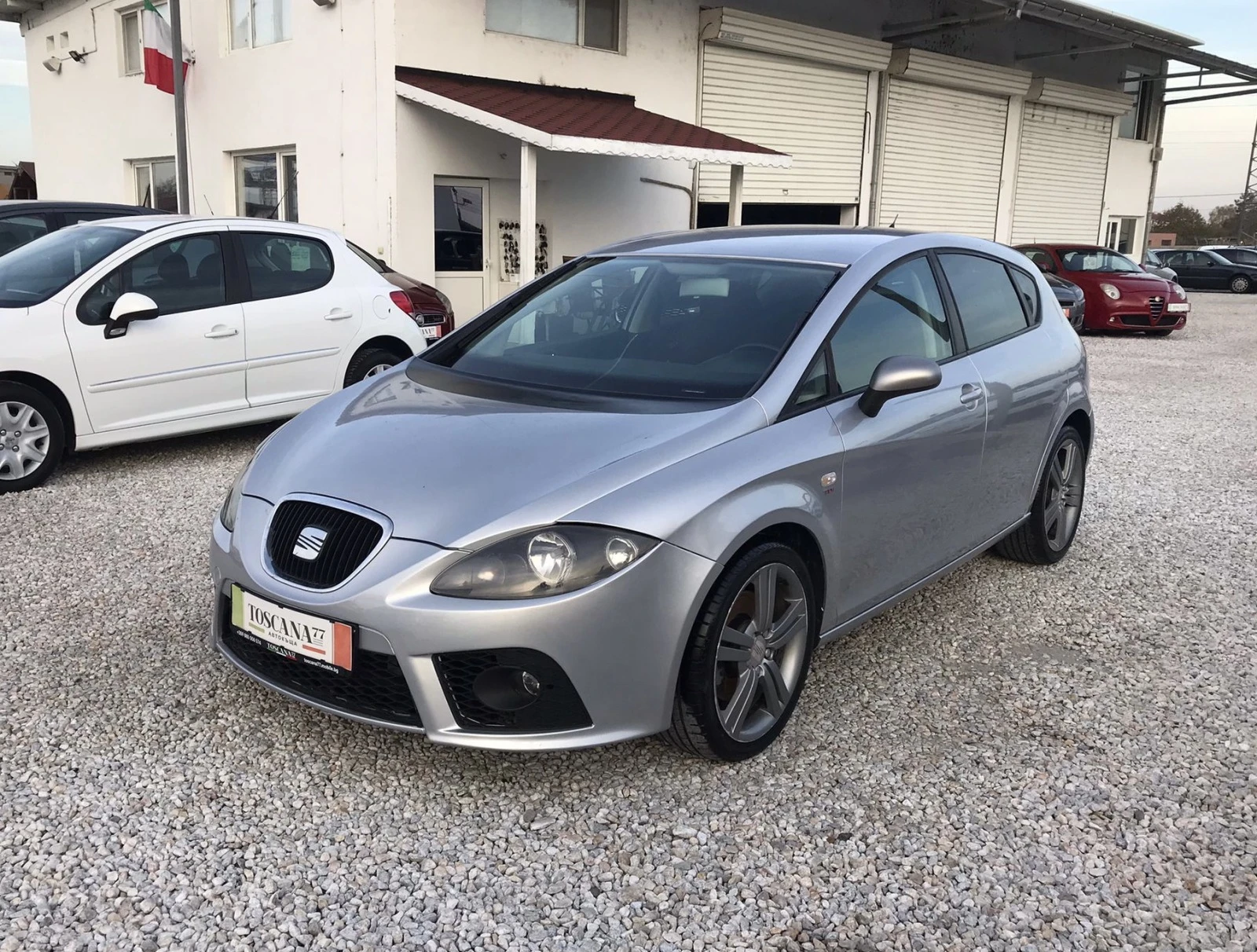 Seat Leon FR 2.0tdi - 170к.с. - изображение 2