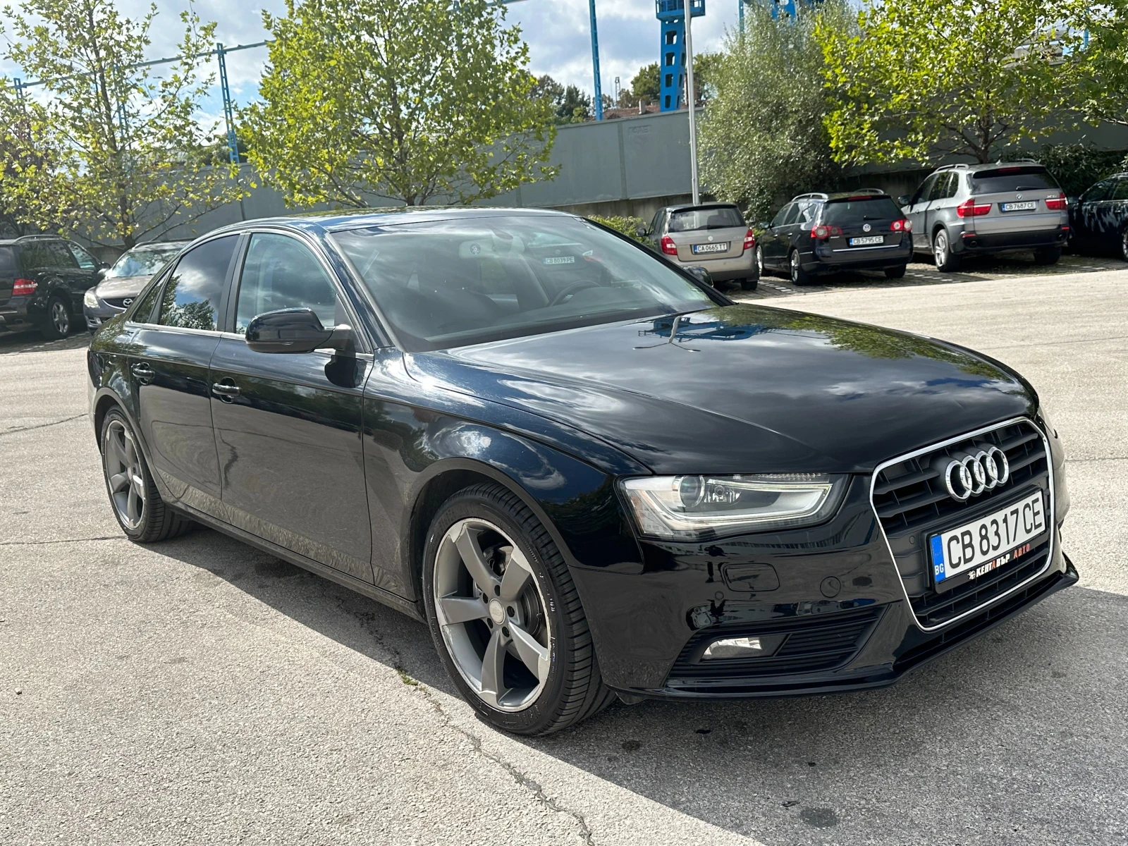 Audi A4 2.0TDI 143К.с. Автоматик - изображение 6