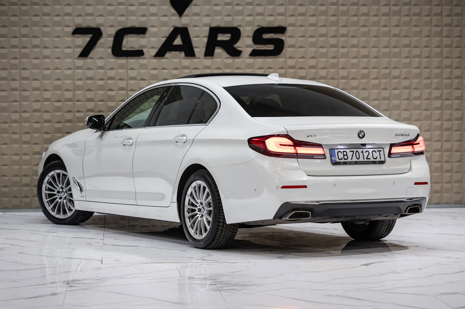 BMW 530 3.0D xDrive - изображение 4