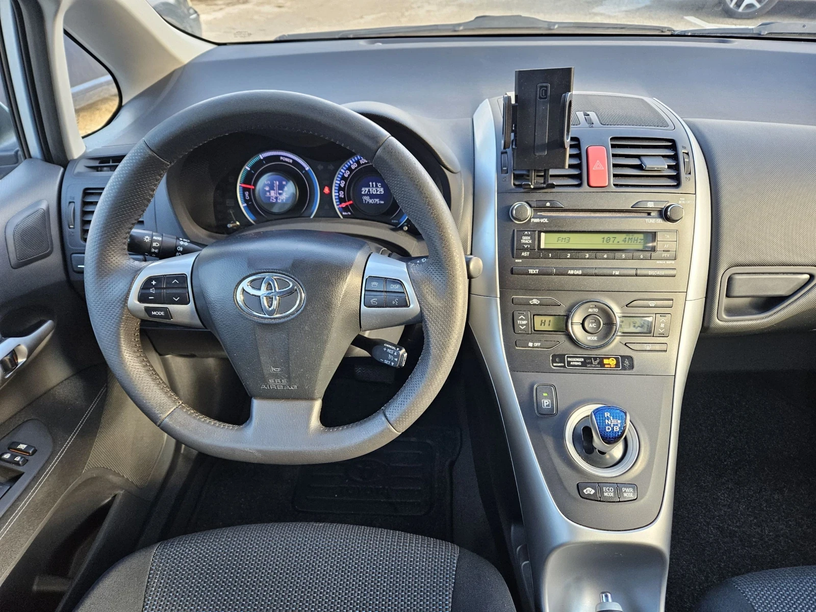 Toyota Auris 1.8  100.к.с HYBRID | Mobile.bg — изображение 12