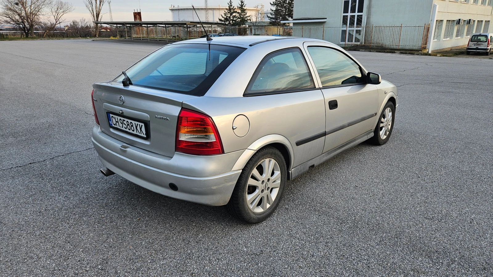 Opel Astra, снимка 7 - Автомобили и джипове - 54483690