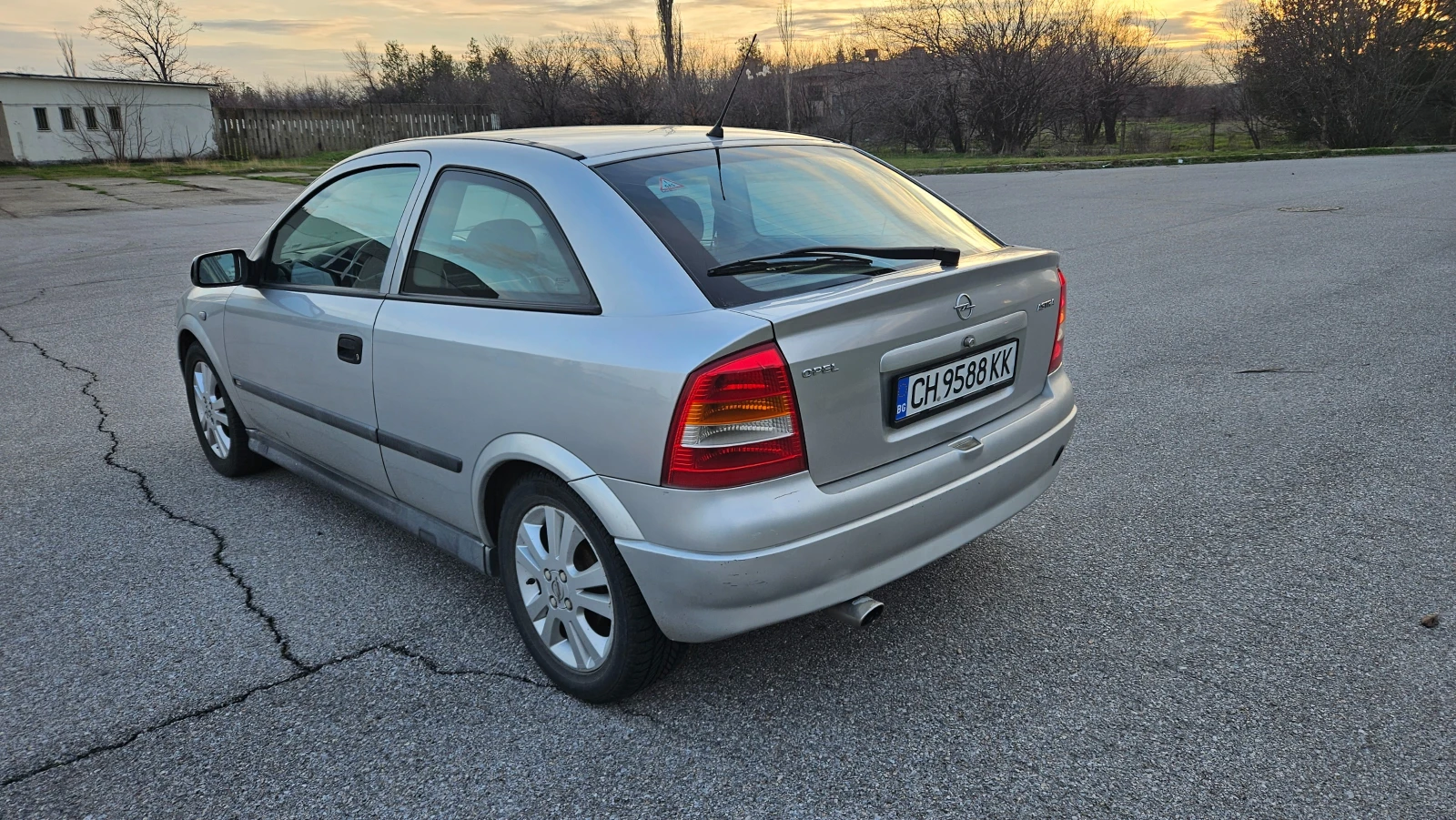 Opel Astra, снимка 5 - Автомобили и джипове - 54483690