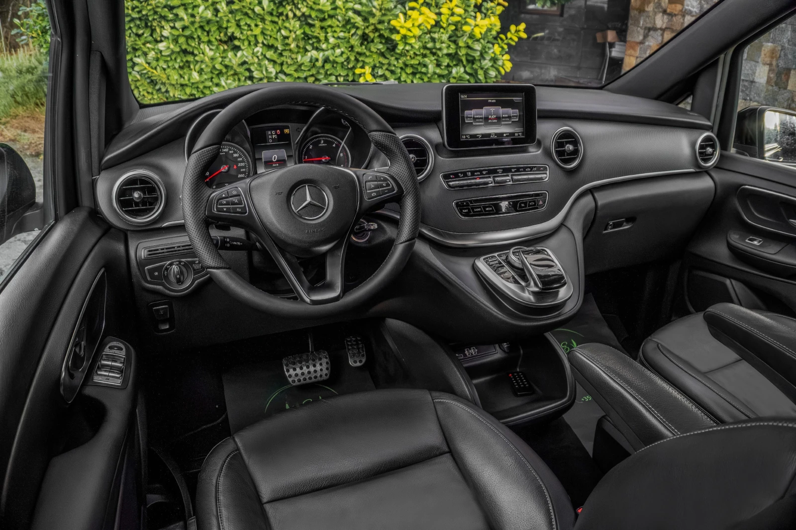 Mercedes-Benz Viano V220d* EXCLUSIVE* LONG* BUSINESS* TV* AMG | Mobile.bg � ����������� 15