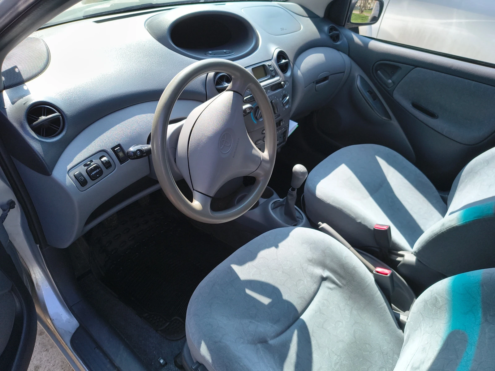 Toyota Yaris, снимка 2 - Автомобили и джипове - 53746442