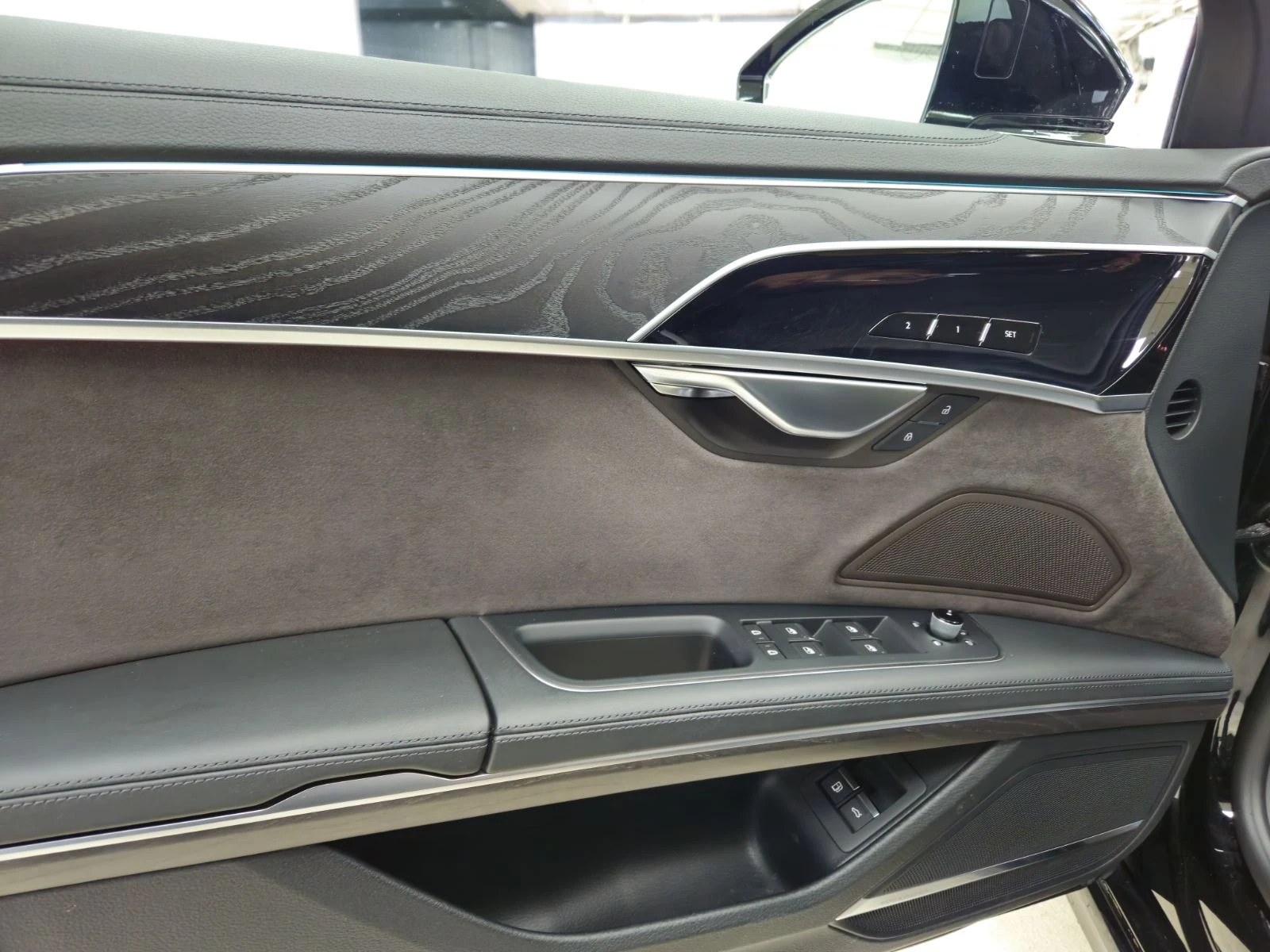 Audi A8 | Mobile.bg � ����������� 16