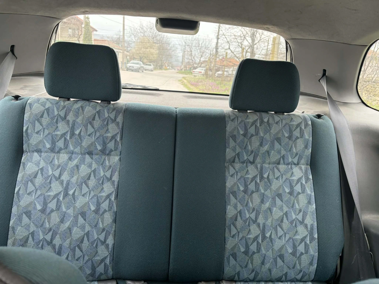 Mitsubishi Colt, снимка 5 - Автомобили и джипове - 54088949